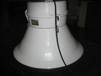 400 watt low bay warehouse shop light by hubbell