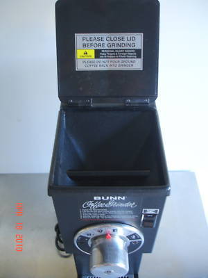Bunn bunn-o-matic model G1 gourmet coffee grinder