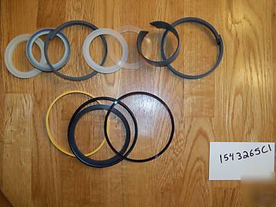 G105520 case 780 loader lift cyl seal kit - 2 pc piston