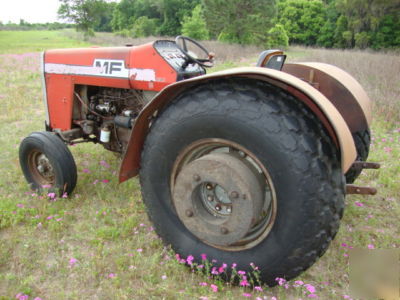 Massey-ferguson antique implement tractor, model 255