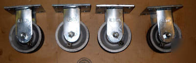 Box set of 4 albion heavy duty v-groove casters 