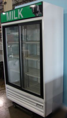Beverage air slm-48 two door display cooler