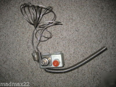 New detroit pressure switch #222-10 nnm 2221018