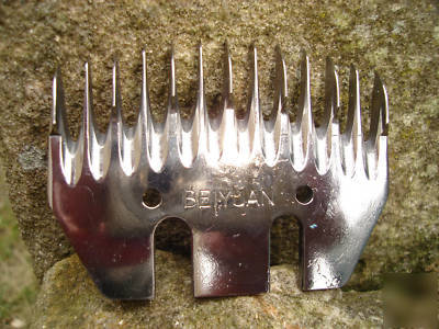 Cover comb. winter sheep shearing leave wool on 