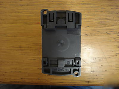 Square d telemecanique contactor LC1D18BD