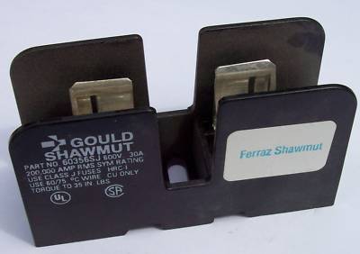 Space saving open style class j 100A fuse block