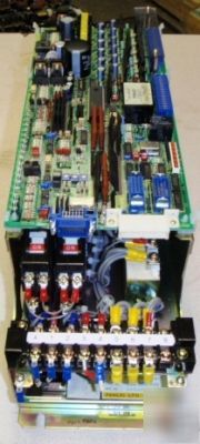 Fanuc A06B-6050-H102 _ A20B-1000-0560 13F vcu drive