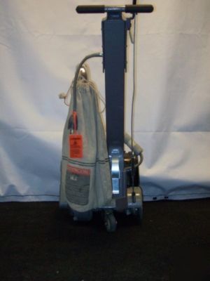 Alto clarke ez-8 8