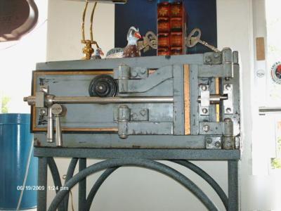 Baum antique jewelers safe w/custom made tubular stand