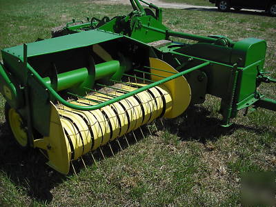 John deere 24T square baler nice condition ready to go