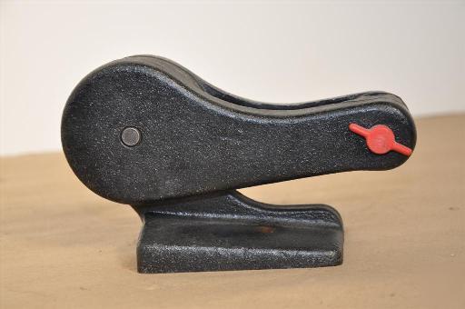 Eagle rock hi-lo wheel dresser for surface grinder